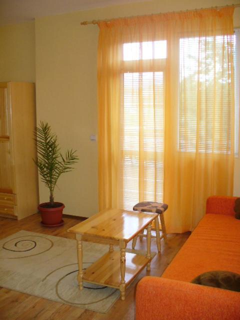Guest House Alex تشيرنوموريتس المظهر الخارجي الصورة