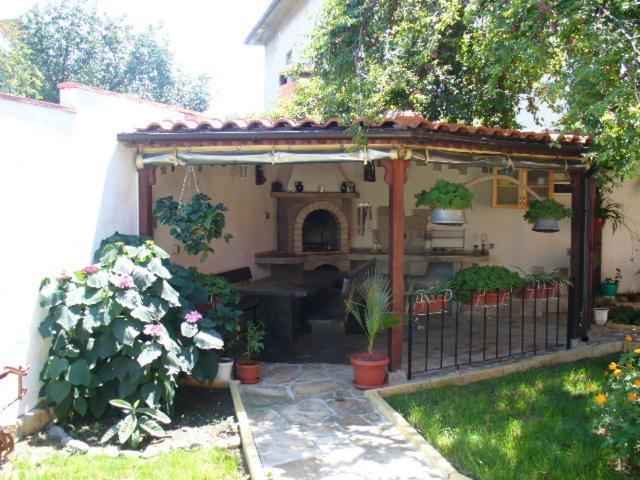 Guest House Alex تشيرنوموريتس المظهر الخارجي الصورة